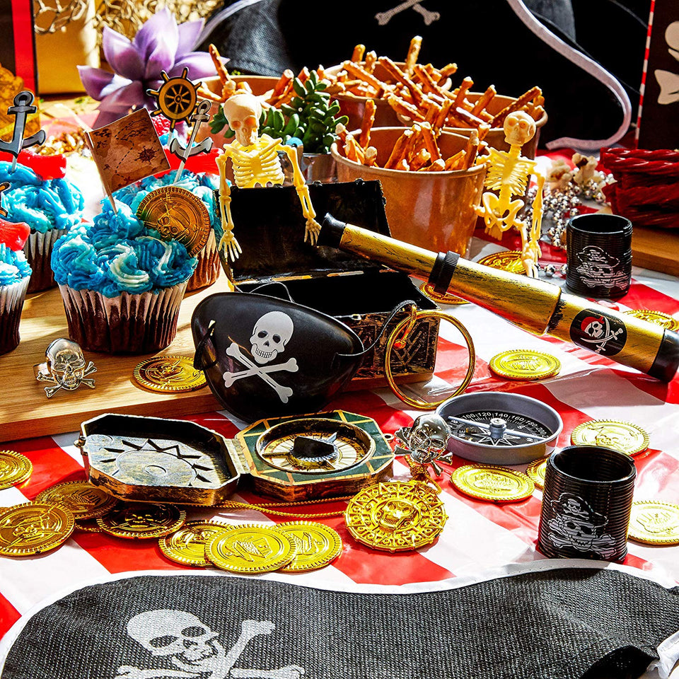 Juvale 100 Unidades de Regalos de Fiesta Pirata, artículos de Fiesta de cumpleaños, decoración de Piratas, Monedas Falsas de plástico, Estuche de Pirata para Halloween Giveaways, premios de Carnaval